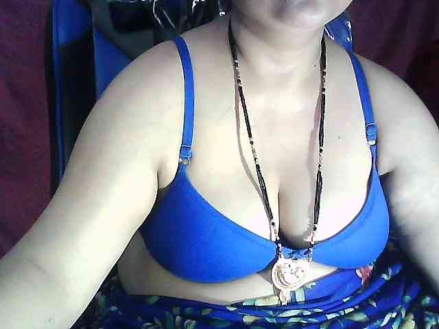 sexycharu webcam