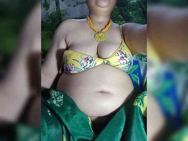 sexycharu webcam