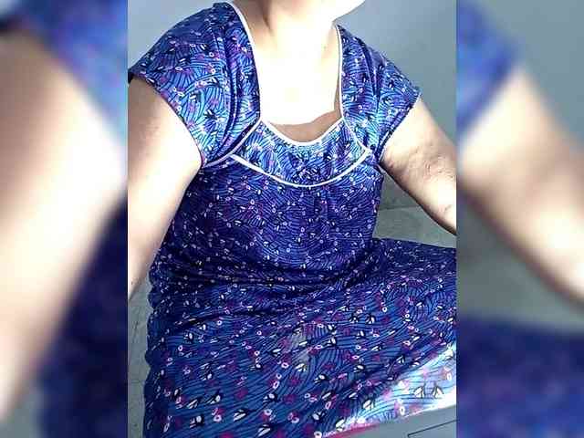 sexycharu webcam