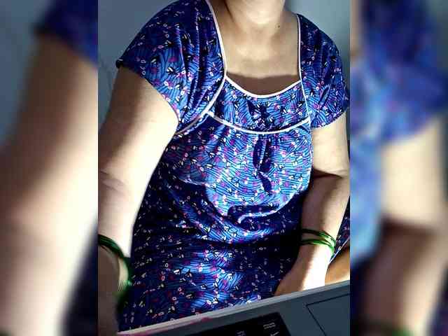 sexycharu webcam