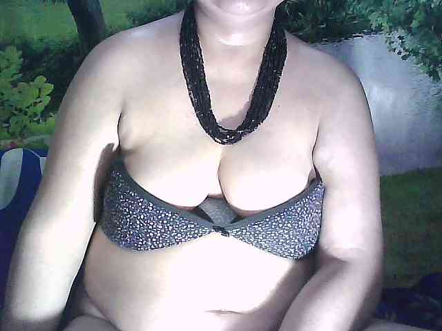 sexycharu webcam