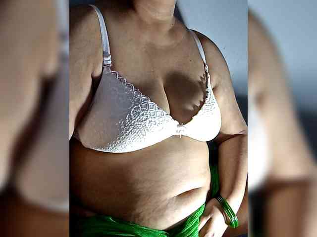 sexycharu webcam