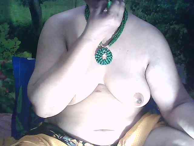 sexycharu webcam