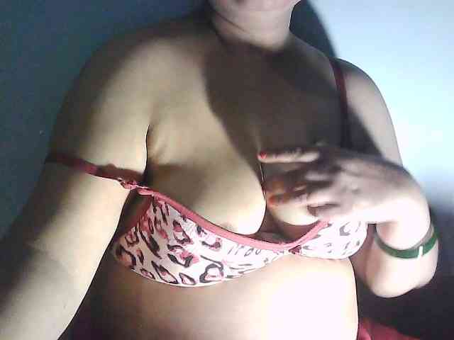Modelo: sexycharu