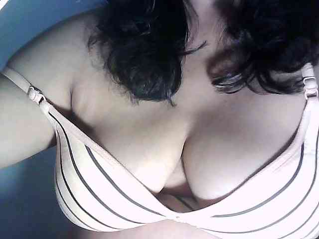 Modella: sexycharu
