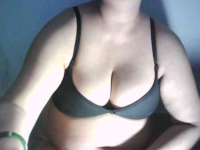 sexycharu webcam