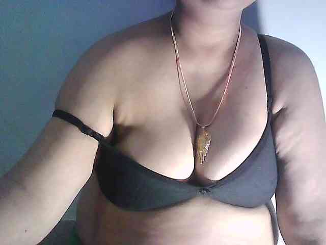 sexycharu webcam
