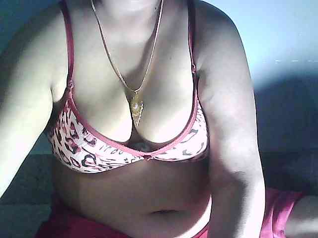 sexycharu webcam