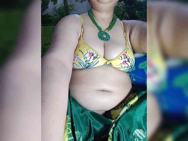 sexycharu webcam