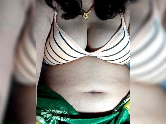 sexycharu webcam