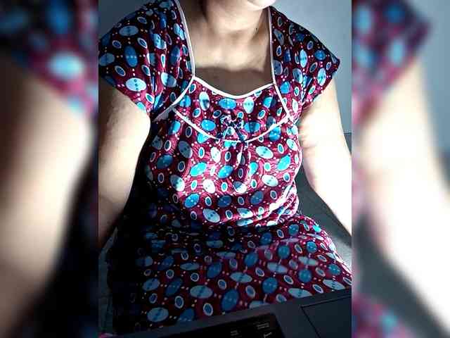 sexycharu webcam