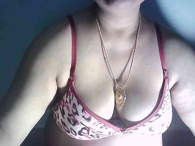 sexycharu webcam