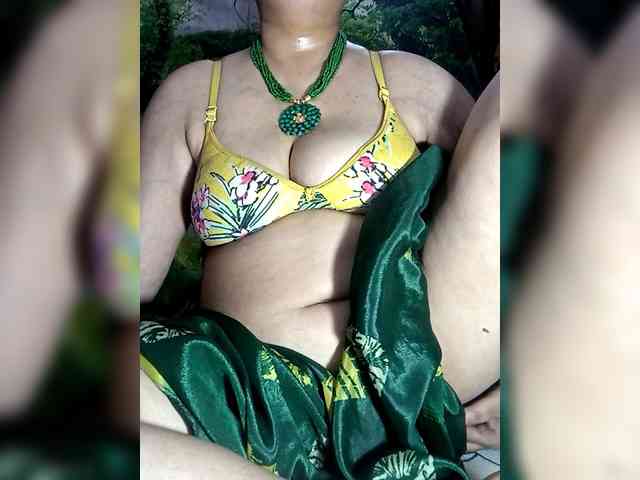 sexycharu webcam