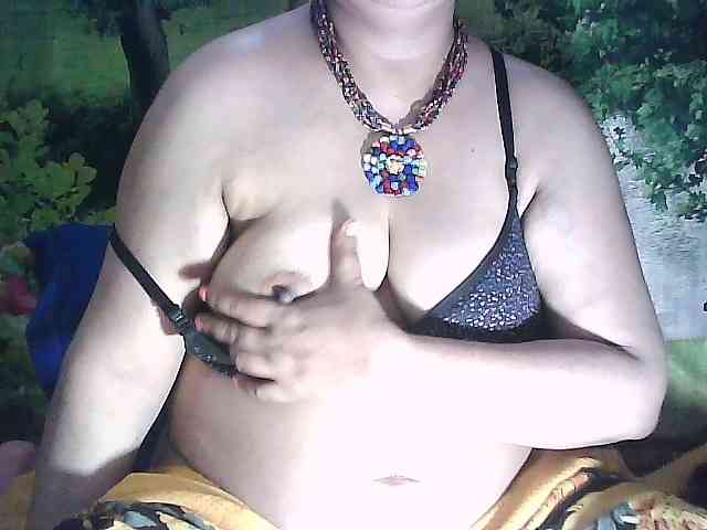 sexycharu webcam
