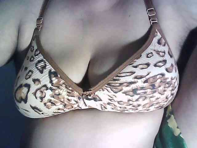 sexycharu webcam