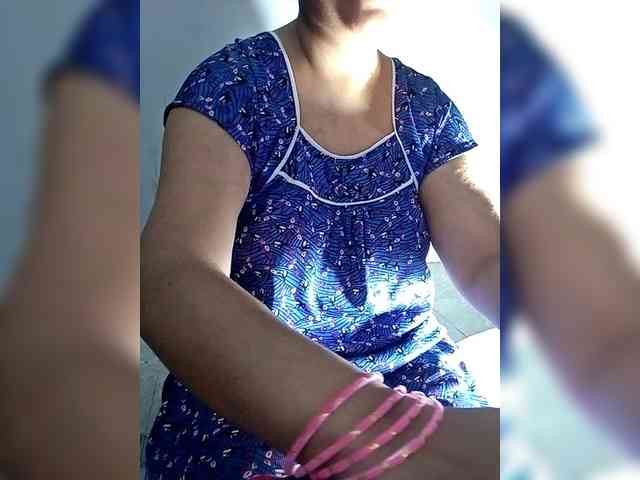 sexycharu webcam