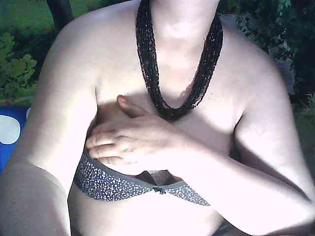 sexycharu webcam