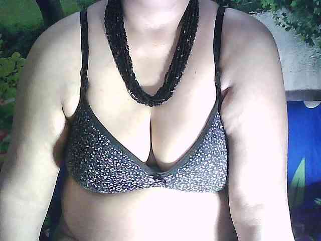 sexycharu webcam