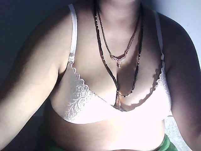 sexycharu webcam