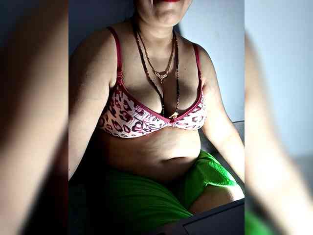 sexycharu webcam