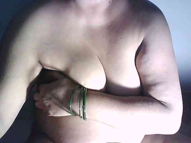 sexycharu webcam