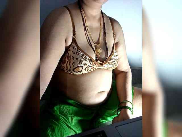 sexycharu webcam