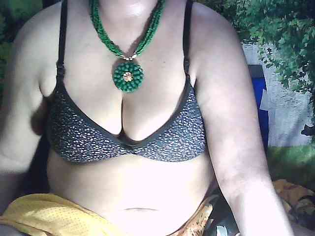 sexycharu webcam