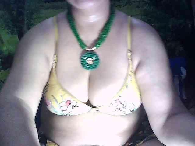 sexycharu webcam