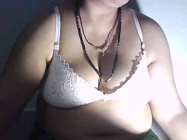 sexycharu webcam