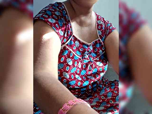 sexycharu webcam