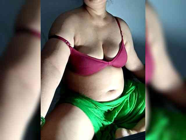 sexycharu webcam