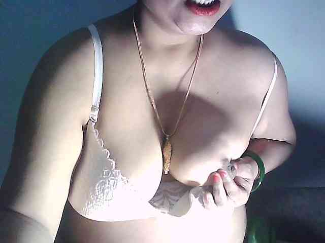sexycharu webcam