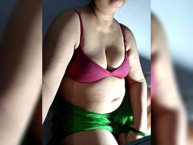 sexycharu webcam