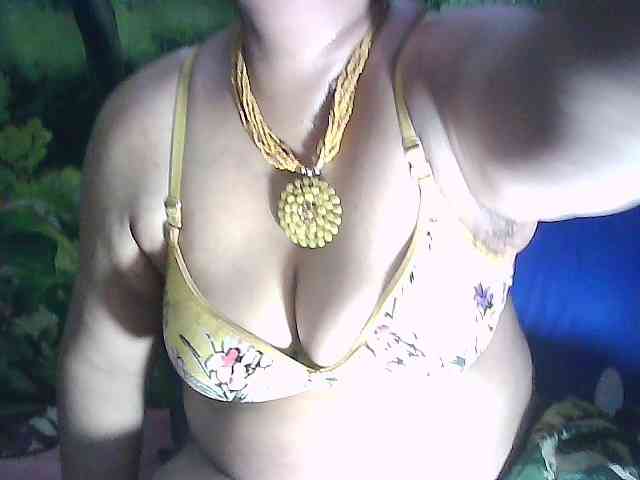 sexycharu webcam
