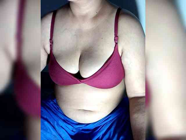 sexycharu webcam