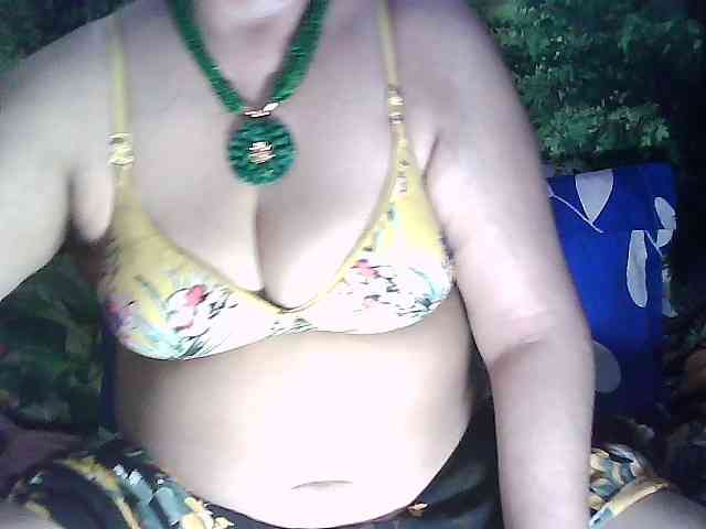 sexycharu webcam