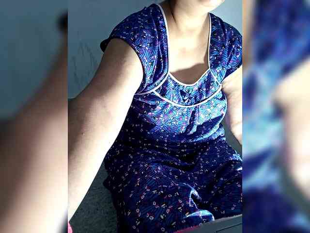 sexycharu webcam