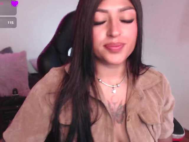 Missdennise live cam on BongaCams