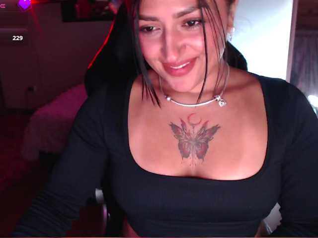 Missdennise live cam on BongaCams