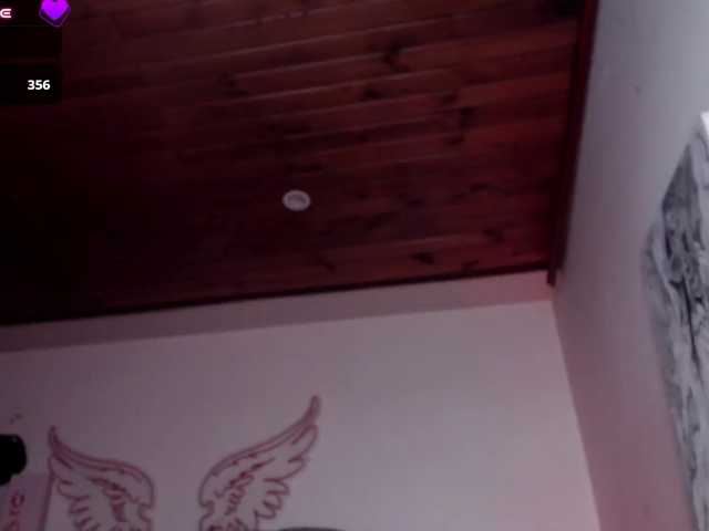 Missdennise live cam on BongaCams