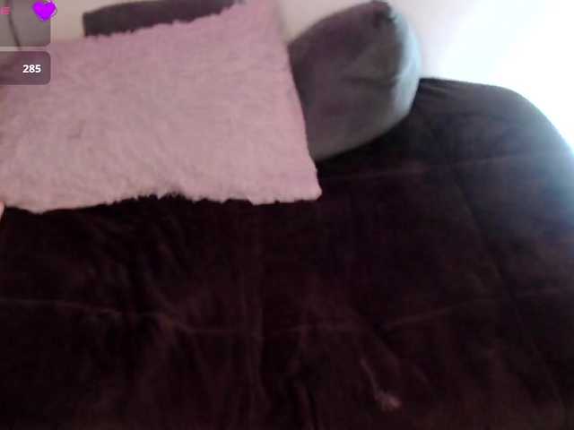 Missdennise live cam on BongaCams