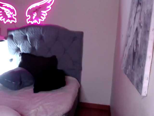 Missdennise, live now on BongaCams