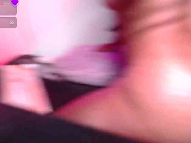 Missdennise webcam
