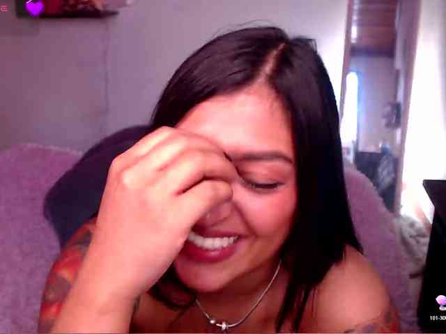 Missdennise webcam