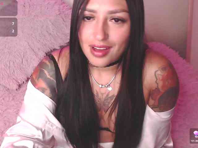 Missdennise webcam
