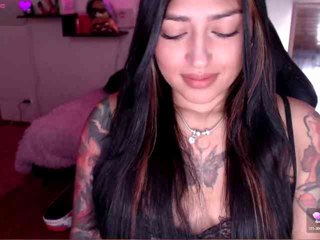 Missdennise webcam