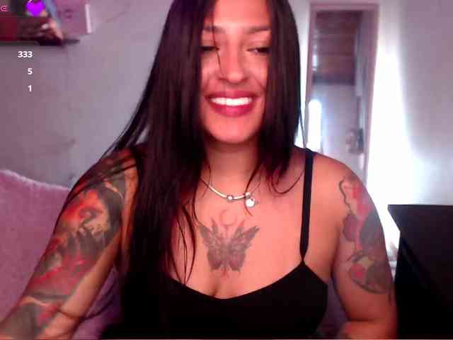 Missdennise webcam