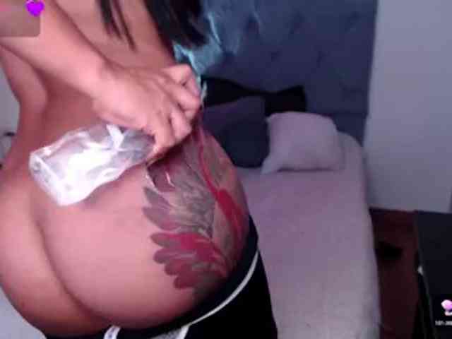Missdennise webcam