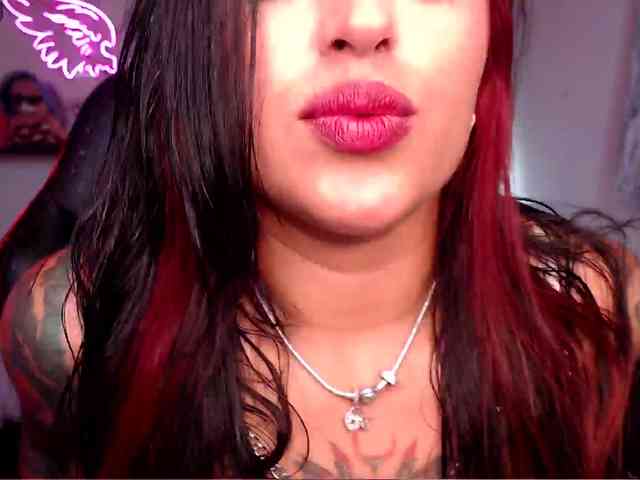 Missdennise webcam