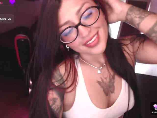 Missdennise webcam